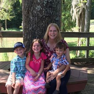 Meet your Posher, Angie